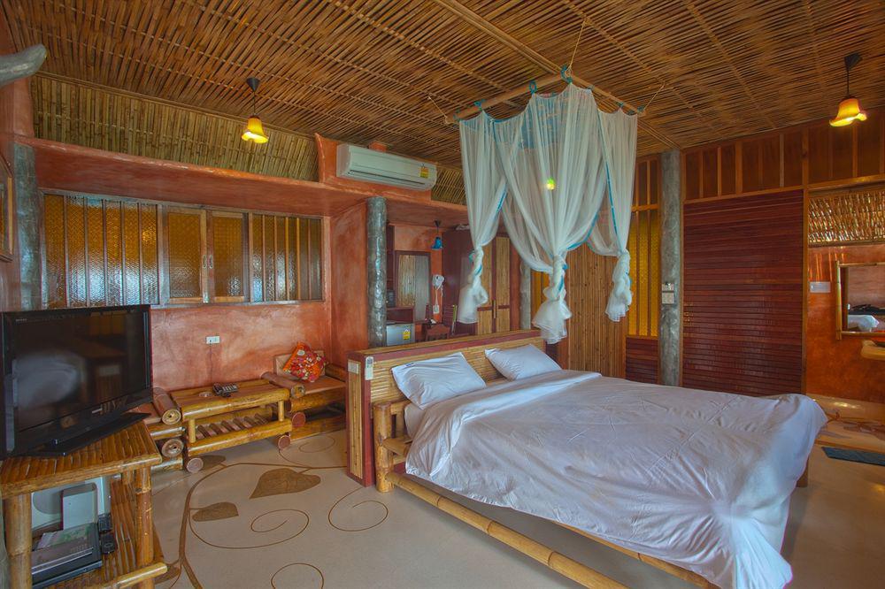 Отель Koh Tao Bamboo Huts Экстерьер фото